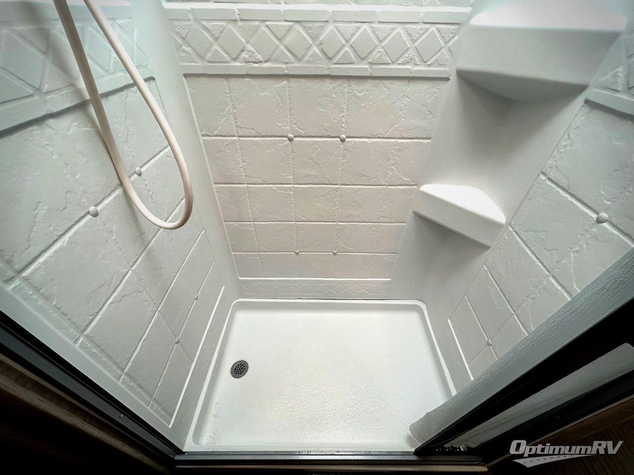 2022 Thor Chateau 28Z Photo 18