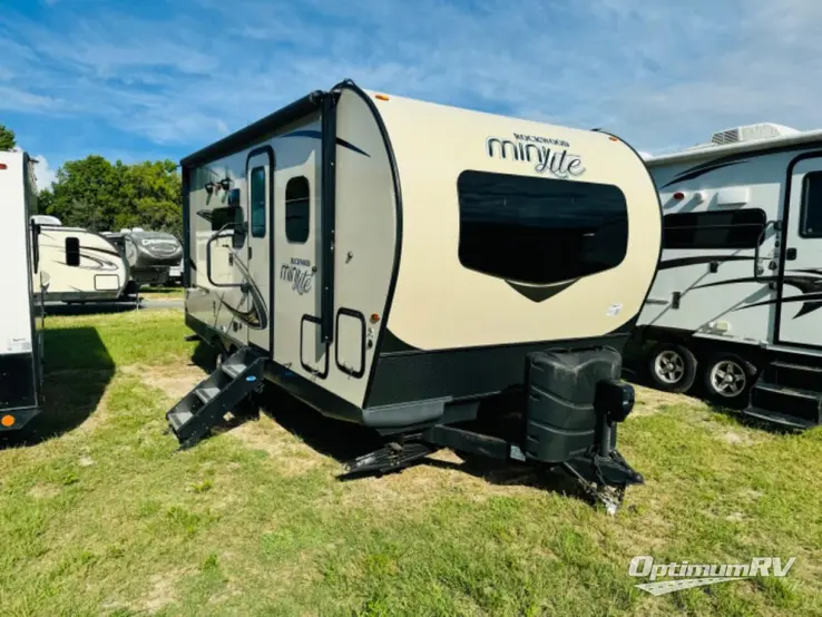 2019 Forest River Rockwood Mini Lite 2104S RV Photo 1