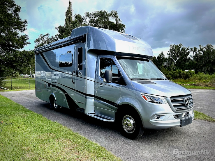 2022 Tiffin Wayfarer 25 RW RV Photo 1
