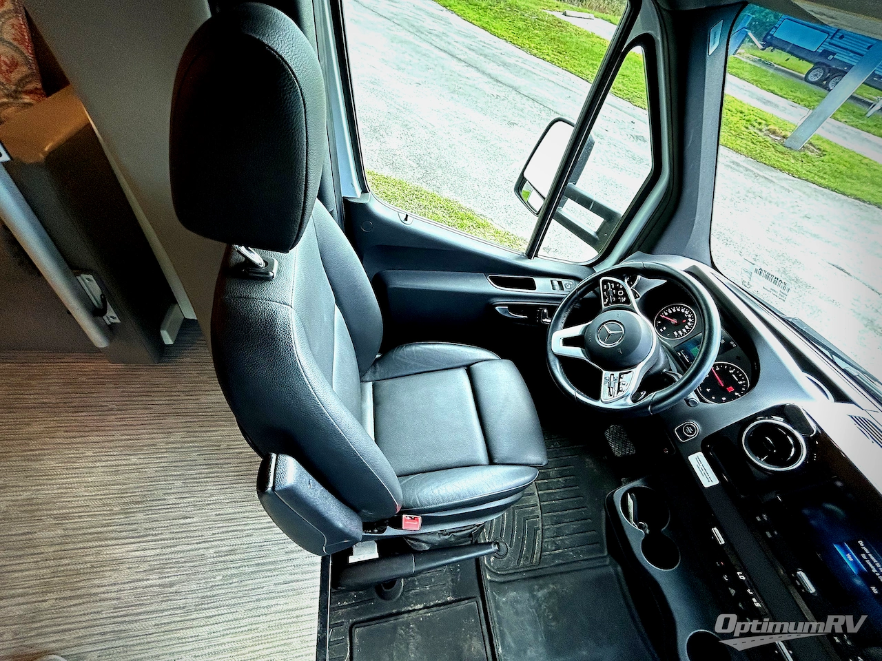 2022 Tiffin Wayfarer 25 RW Photo 7