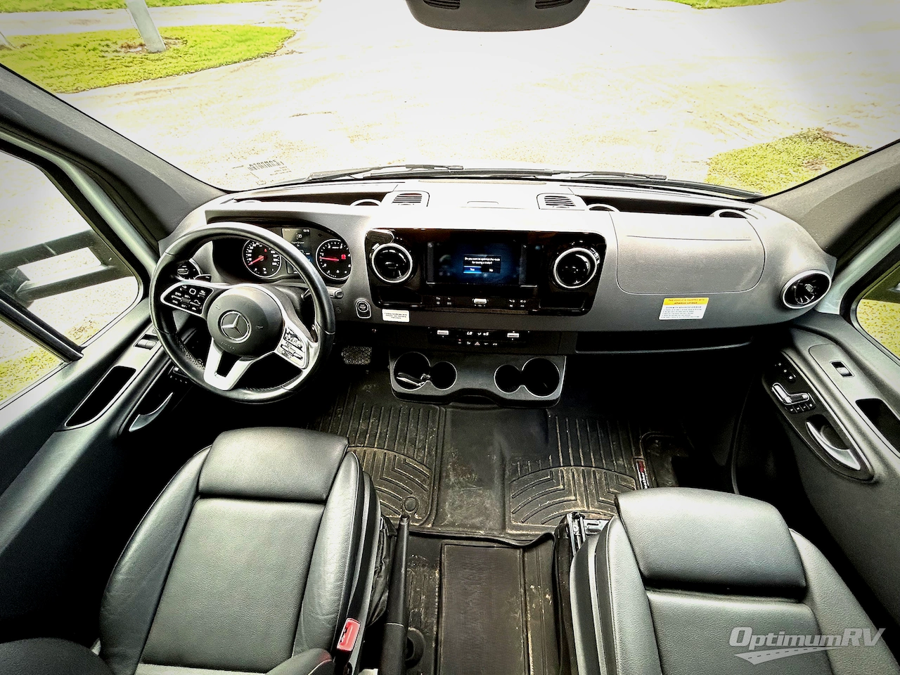 2022 Tiffin Wayfarer 25 RW Photo 8