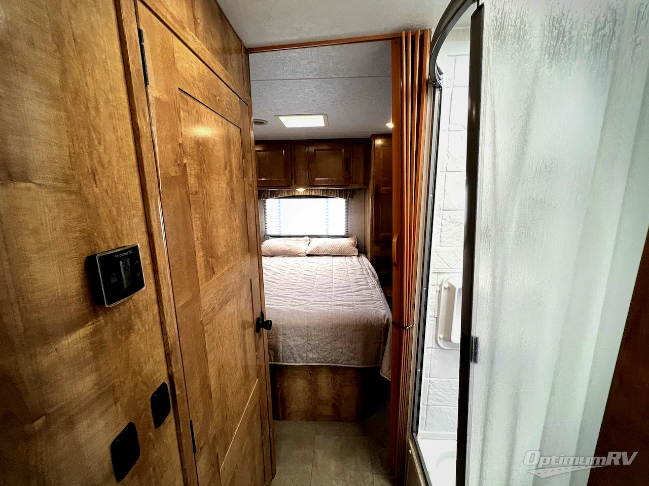 2020 Coachmen Leprechaun 270QB Chevy 4500 Photo 16
