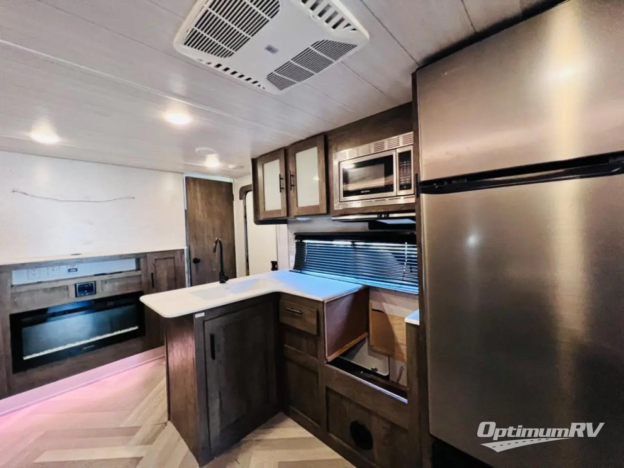 SOLD! - Used 2022 Forest River Wildwood X-Lite 28VBXL Travel