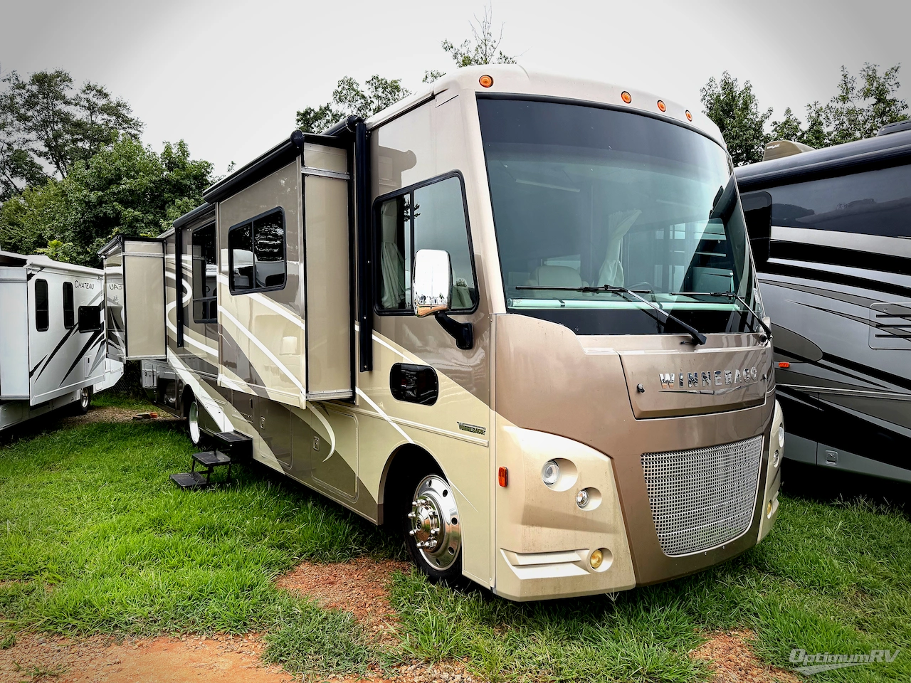 2016 Winnebago Vista LX 36Y Photo 1