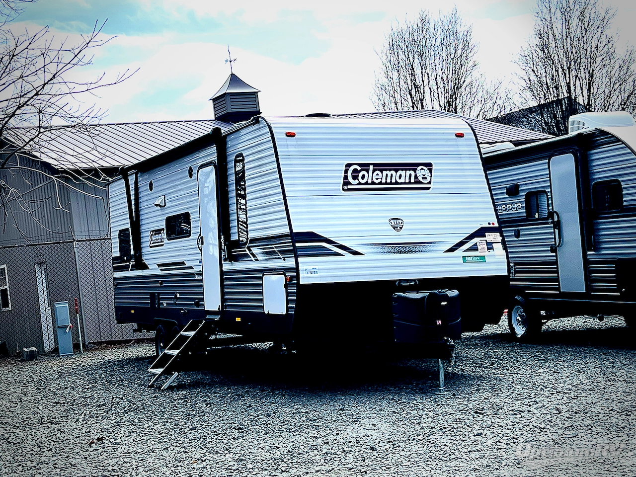 2022 Dutchmen Coleman Lantern LT Series 262BH Photo 1