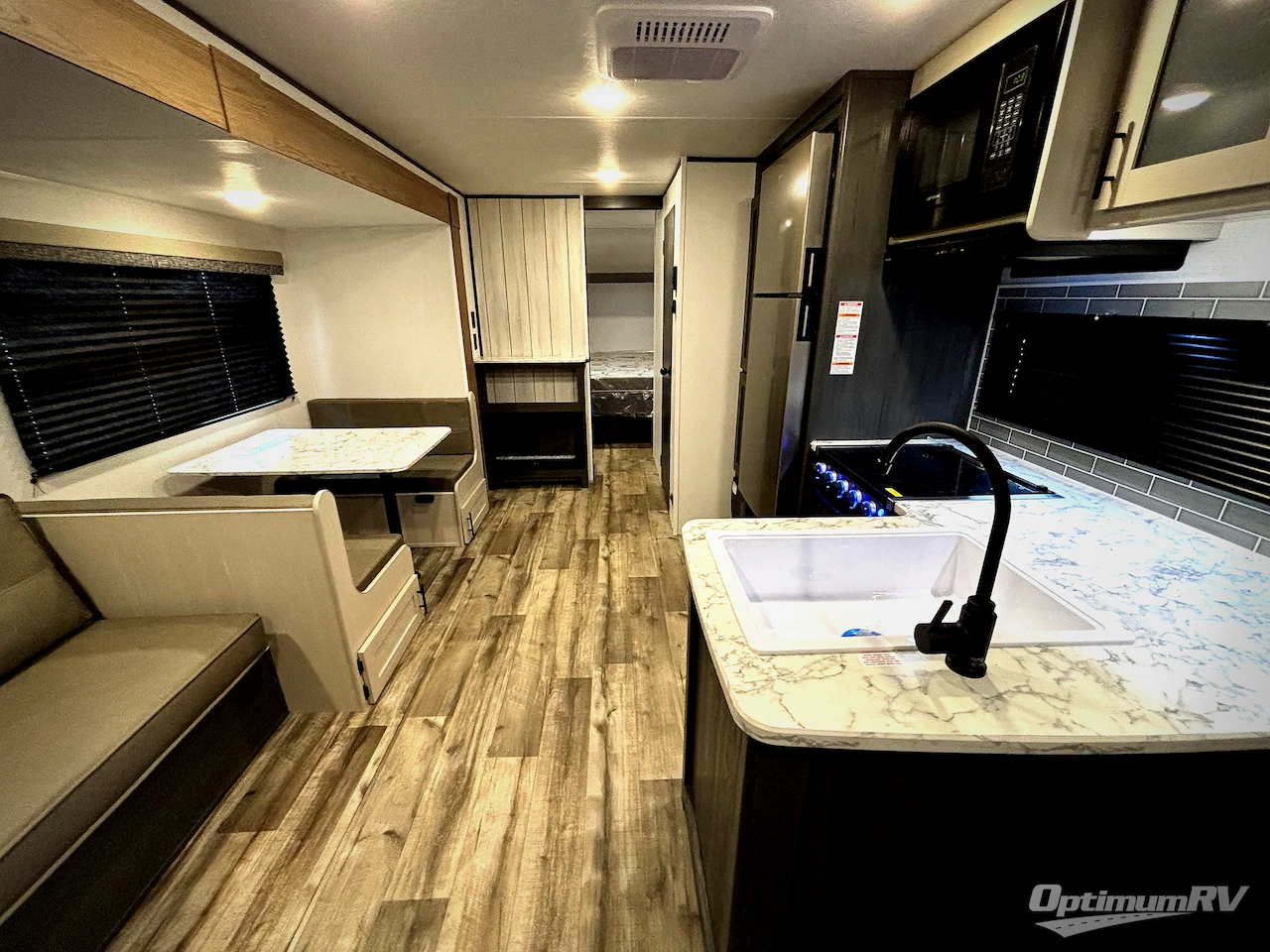 2025 Dutchmen Aspen Trail LE 26RL Photo 5