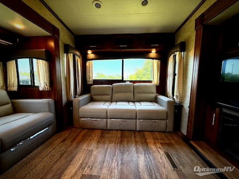 2018 Jayco Eagle HT 30.5CKTS RV Photo 2