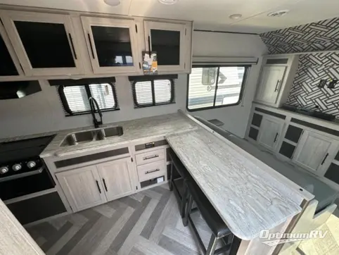 2023 CrossRoads Zinger Lite ZR259FL RV Photo 3