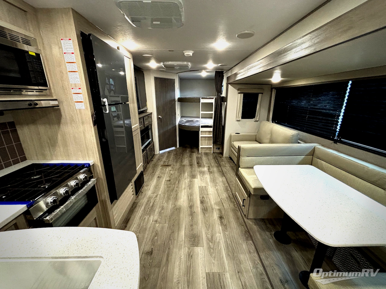 2026 Coachmen Catalina Legacy Edition 273DBHCKLE Photo 4