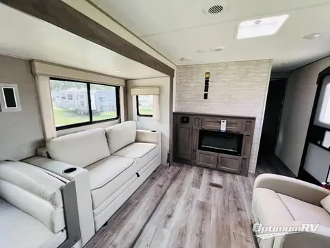 2024 Coachmen Catalina Legacy Edition 303RKDS RV Photo 2