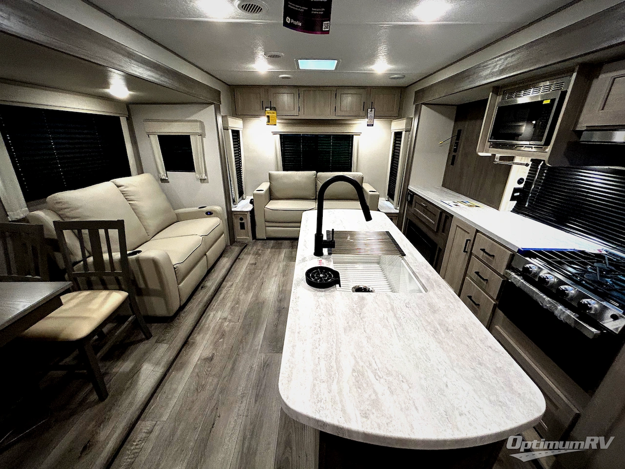 2025 Coachmen Catalina Legacy Edition 313RLTS Photo 4