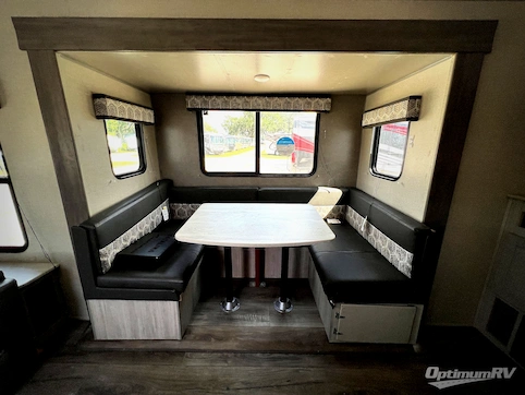 2023 Coachmen Catalina Summit Series 8 231MKS RV Photo 2