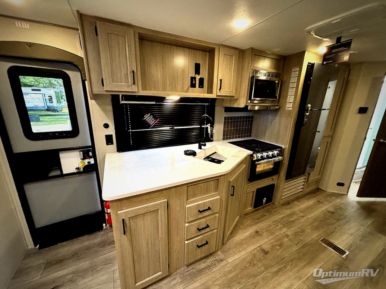 2026 Coachmen Catalina Legacy Edition 243RBS Photo 9