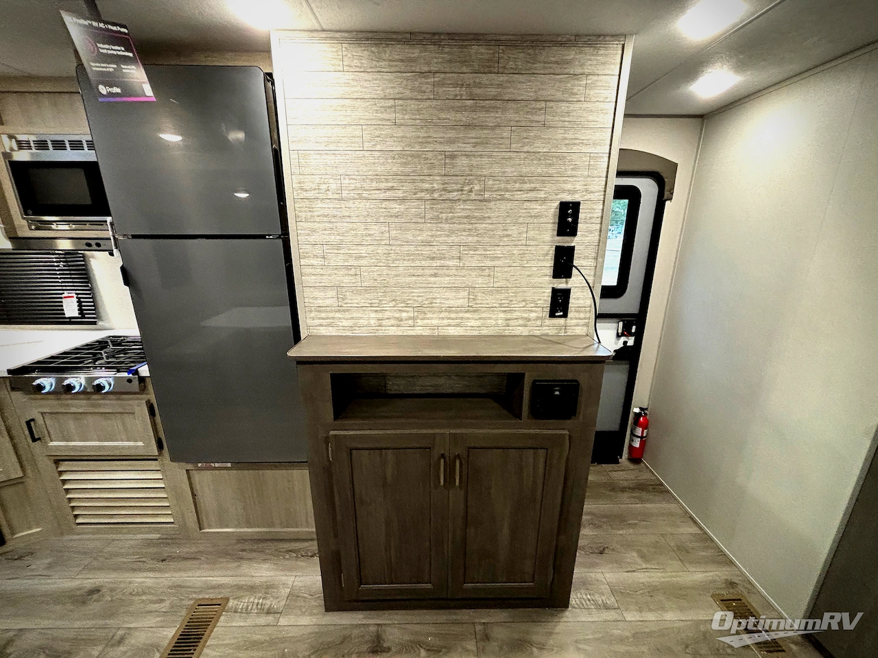 2026 Coachmen Catalina Summit Series 8 281QBUNK Photo 14