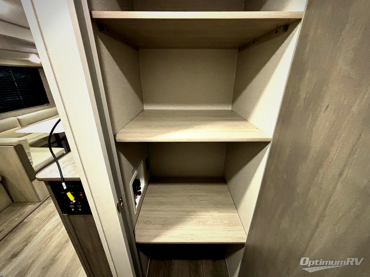 2026 Coachmen Catalina Summit Series 8 281QBUNK Photo 16