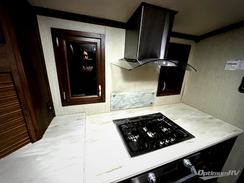 2017 Keystone Montana High Country 305RL RV Photo 3