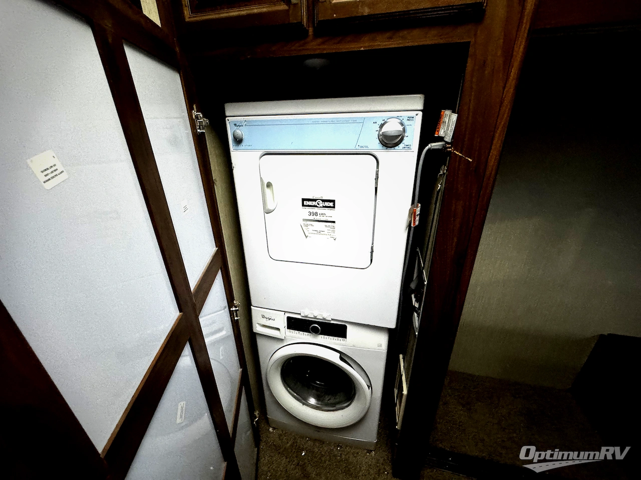 2017 Keystone Montana High Country 305RL Photo 23