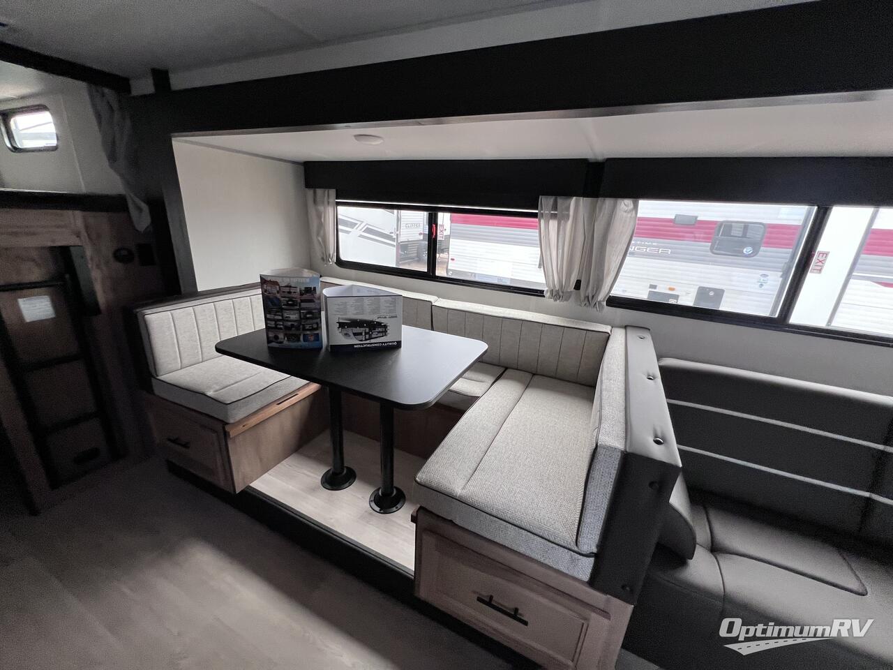 2025 Forest River Cherokee Grey Wolf 26DBH Photo 8