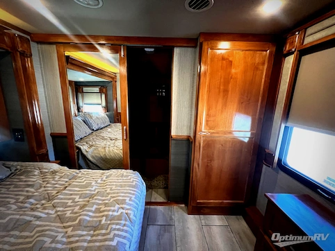 2020 VanLeigh Beacon 34RLB RV Photo 4