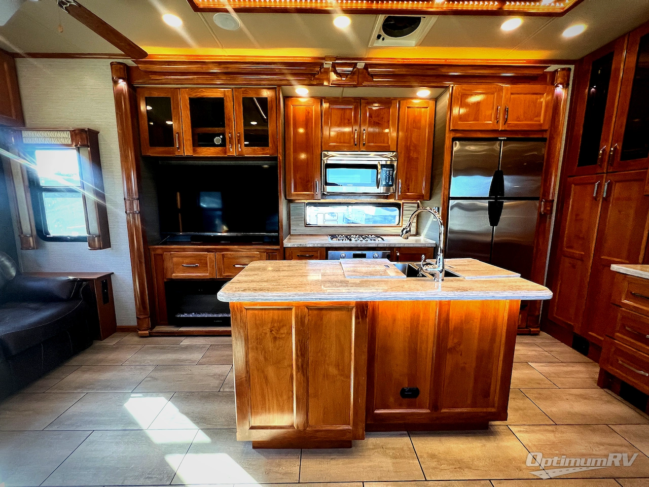 2020 VanLeigh Beacon 34RLB Photo 11