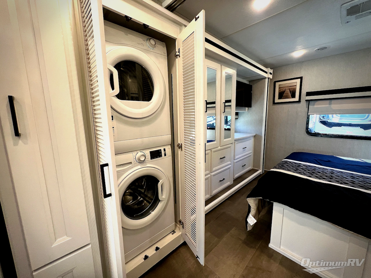 2023 Coachmen Encore 355DS Photo 21