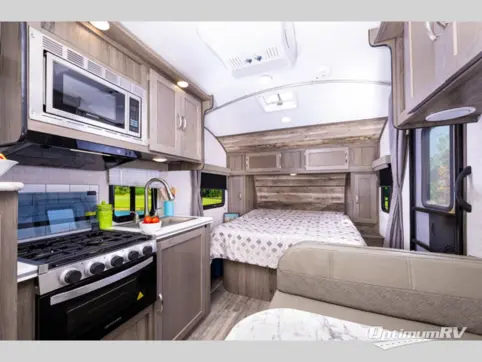 2022 Gulf Stream Vista Cruiser 19RBS RV Photo 2