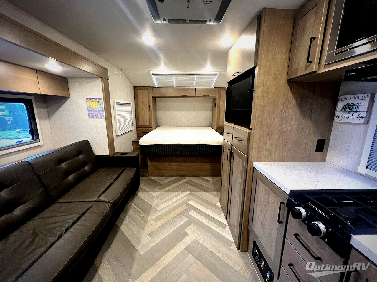 2023 Ember Overland Series 201FBQ Photo 4