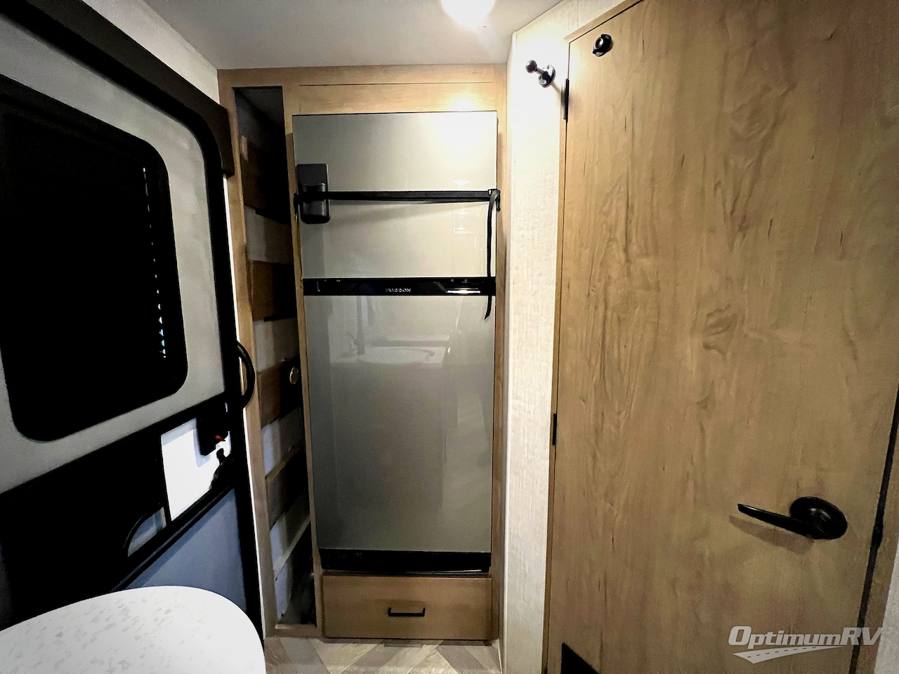 2023 Ember Overland Series 201FBQ Photo 11