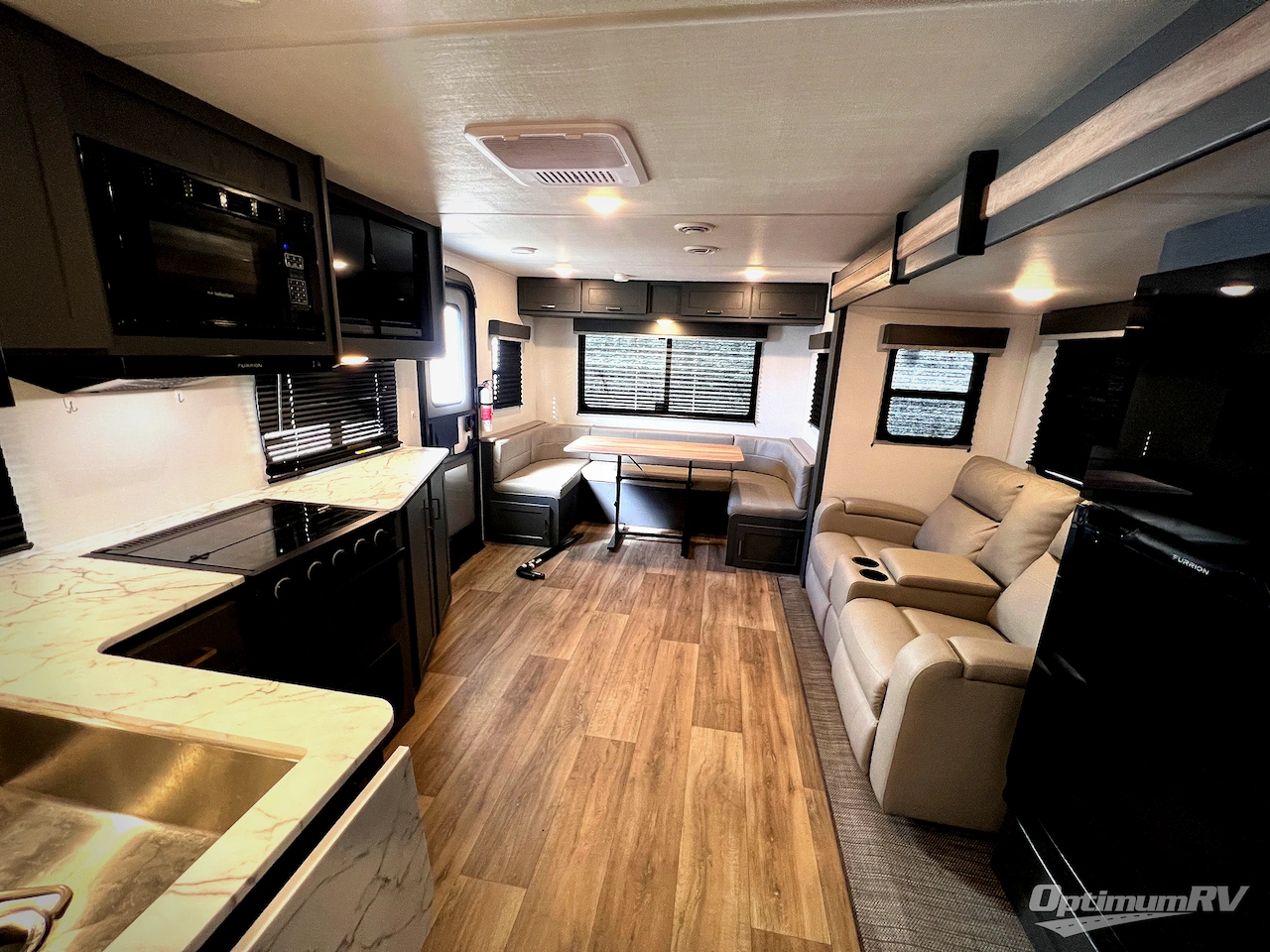 2024 Keystone Bullet Crossfire Double Axle 2530RD Photo 3