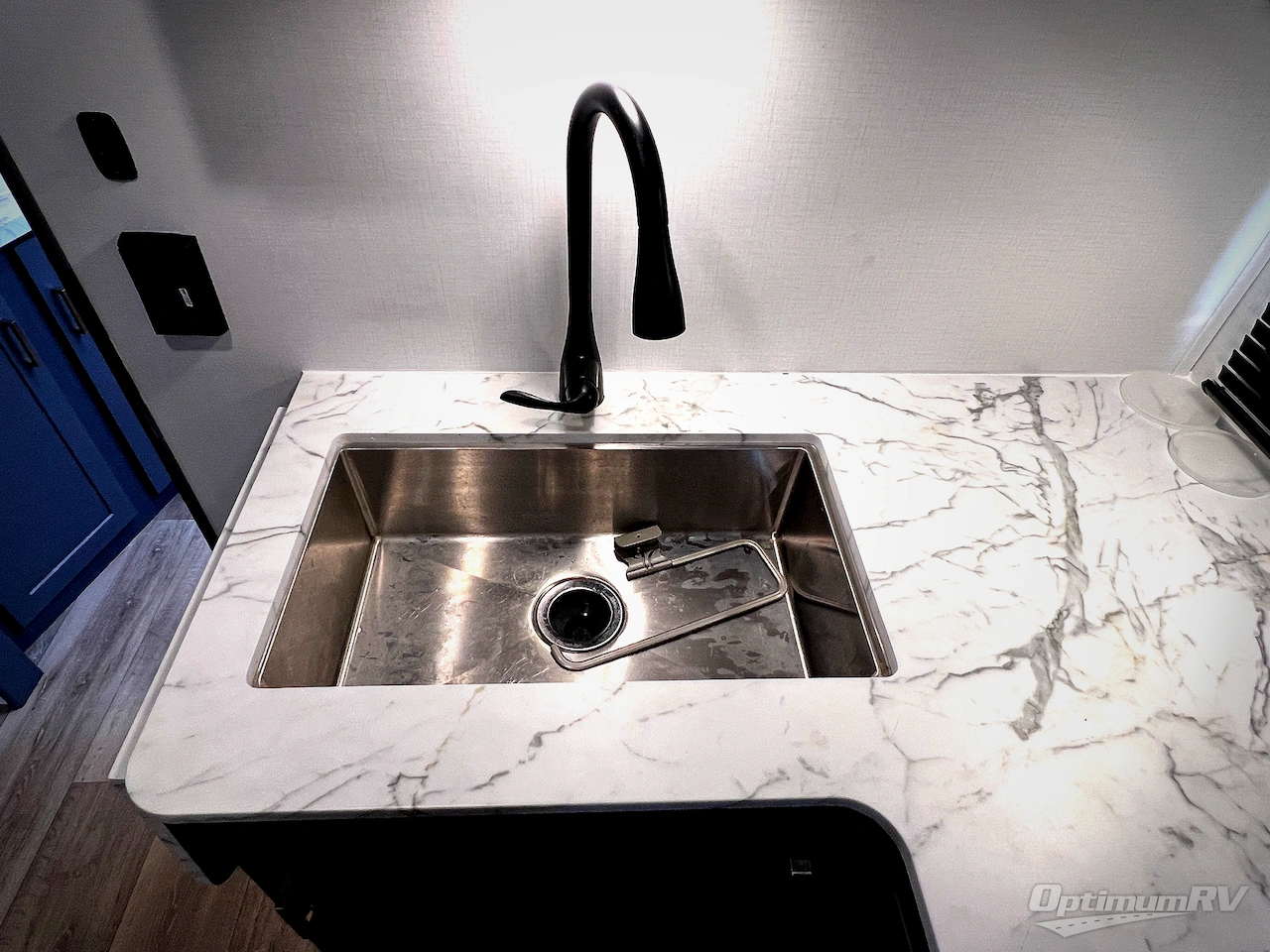 2024 Keystone Bullet Crossfire Double Axle 2530RD Photo 14