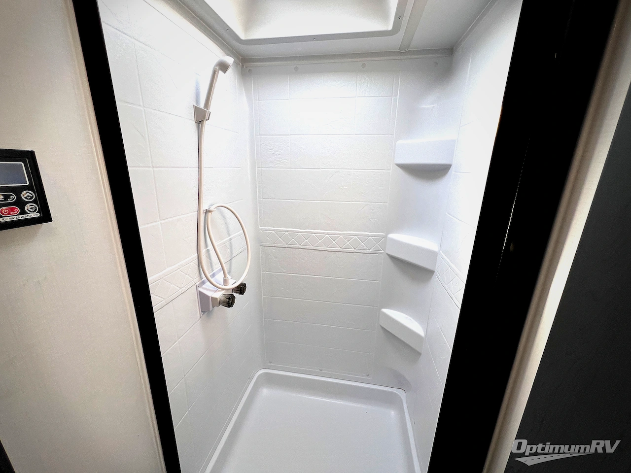 2024 Keystone Bullet Crossfire Double Axle 2530RD Photo 20