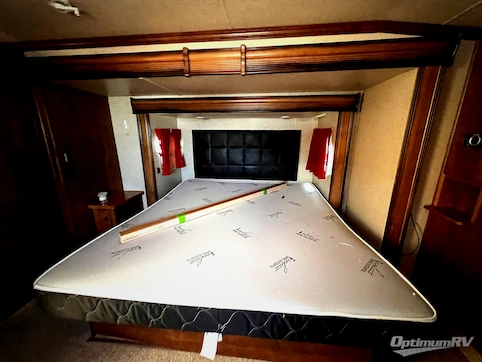 2017 Heartland Big Country 3560SS RV Photo 4