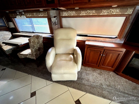 2011 Itasca Ellipse 42QD RV Photo 3