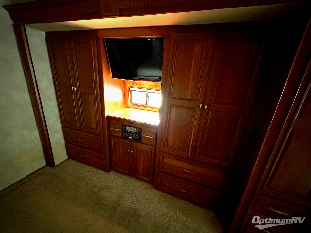 2011 Itasca Ellipse 42QD Photo 19