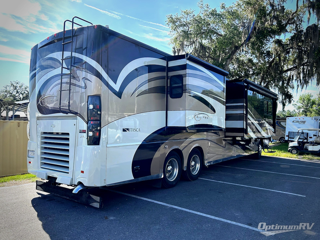 2011 Itasca Ellipse 42QD Photo 2