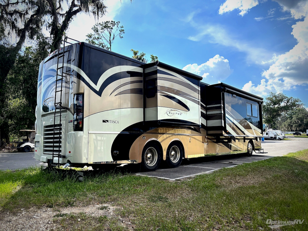 2012 Itasca Ellipse 42QD Photo 2