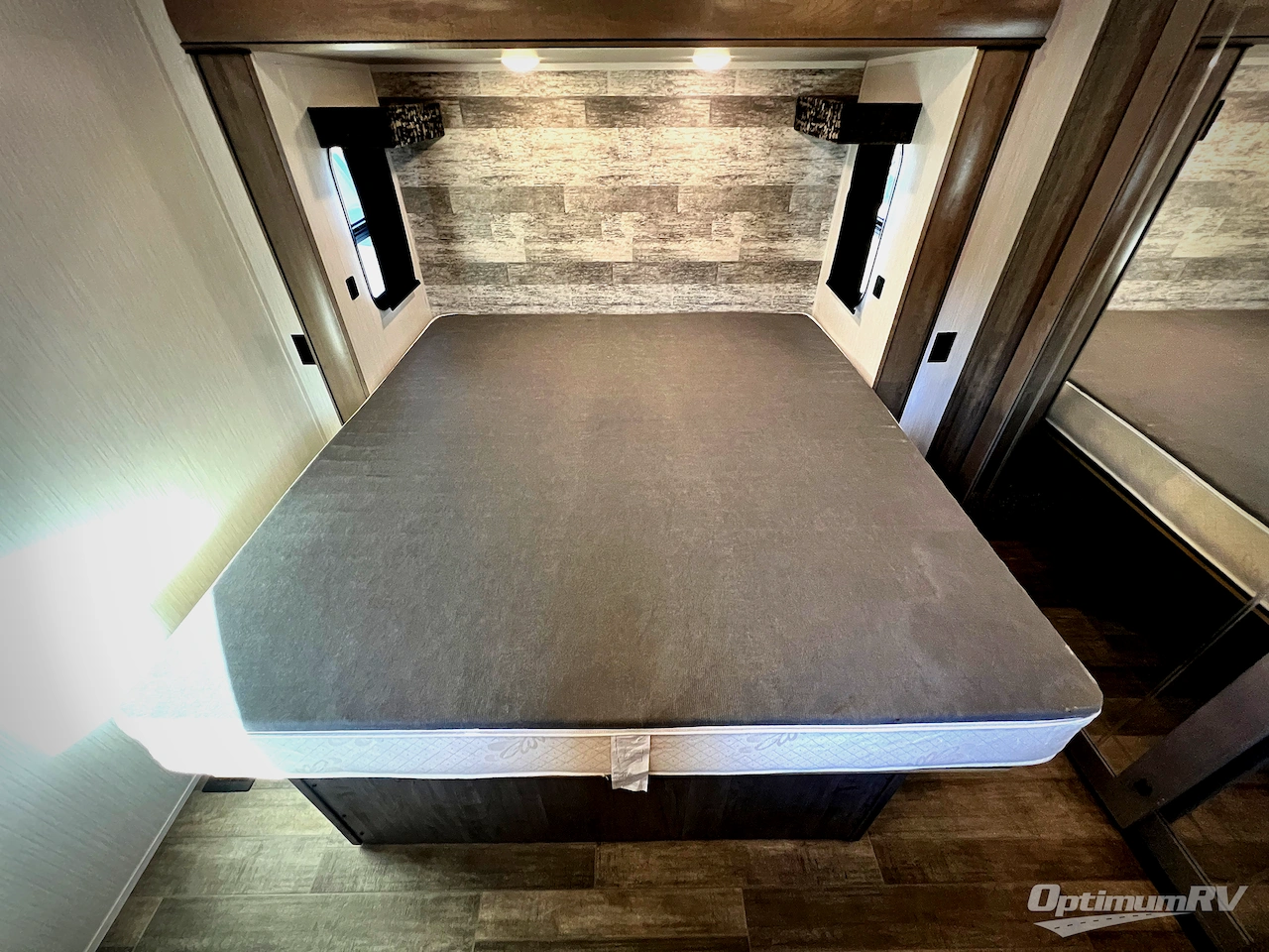 2021 Forest River Cedar Creek 377BH Photo 25
