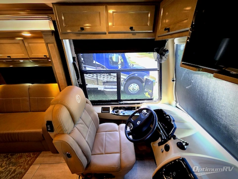 2020 Tiffin Allegro Breeze 33 BR RV Photo 2