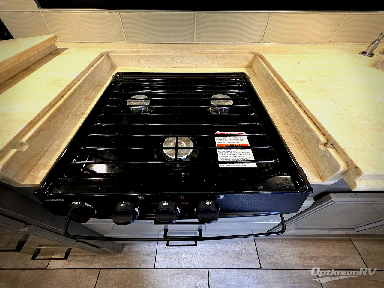 2020 Tiffin Allegro Breeze 33 BR Photo 15