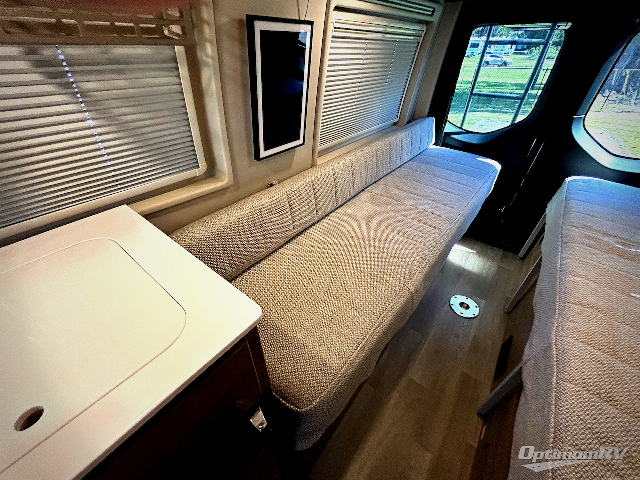 2020 Winnebago Boldt 70 BL Photo 17