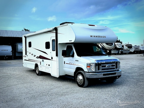 Used 2019 Winnebago Outlook 27D Featured Photo