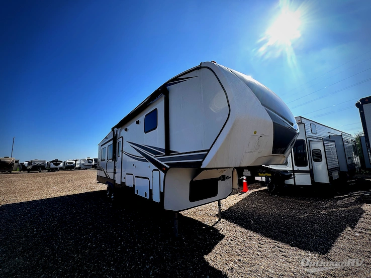 2021 CrossRoads Cruiser Aire CR31SI RV Photo 1