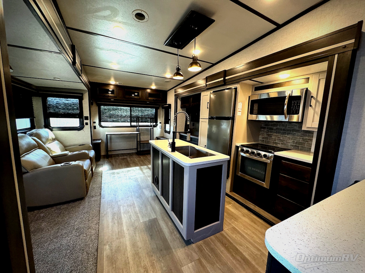 2021 CrossRoads Cruiser Aire CR31SI Photo 4