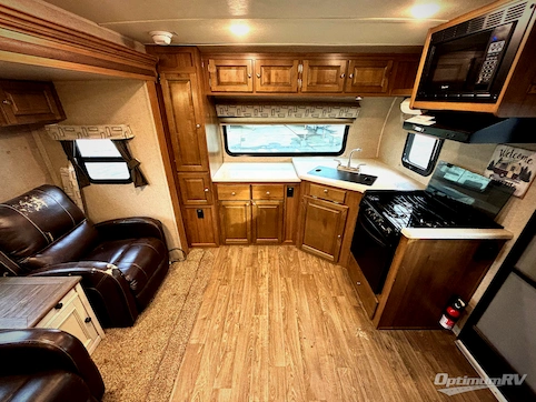 2018 Forest River Flagstaff Micro Lite 25FKS RV Photo 2