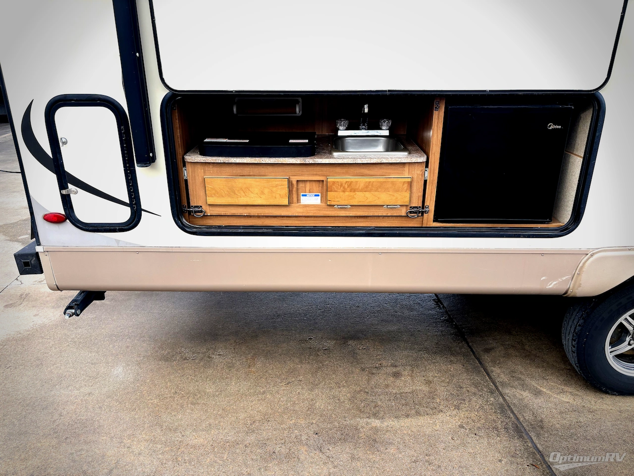 2018 Forest River Flagstaff Micro Lite 25FKS Photo 10