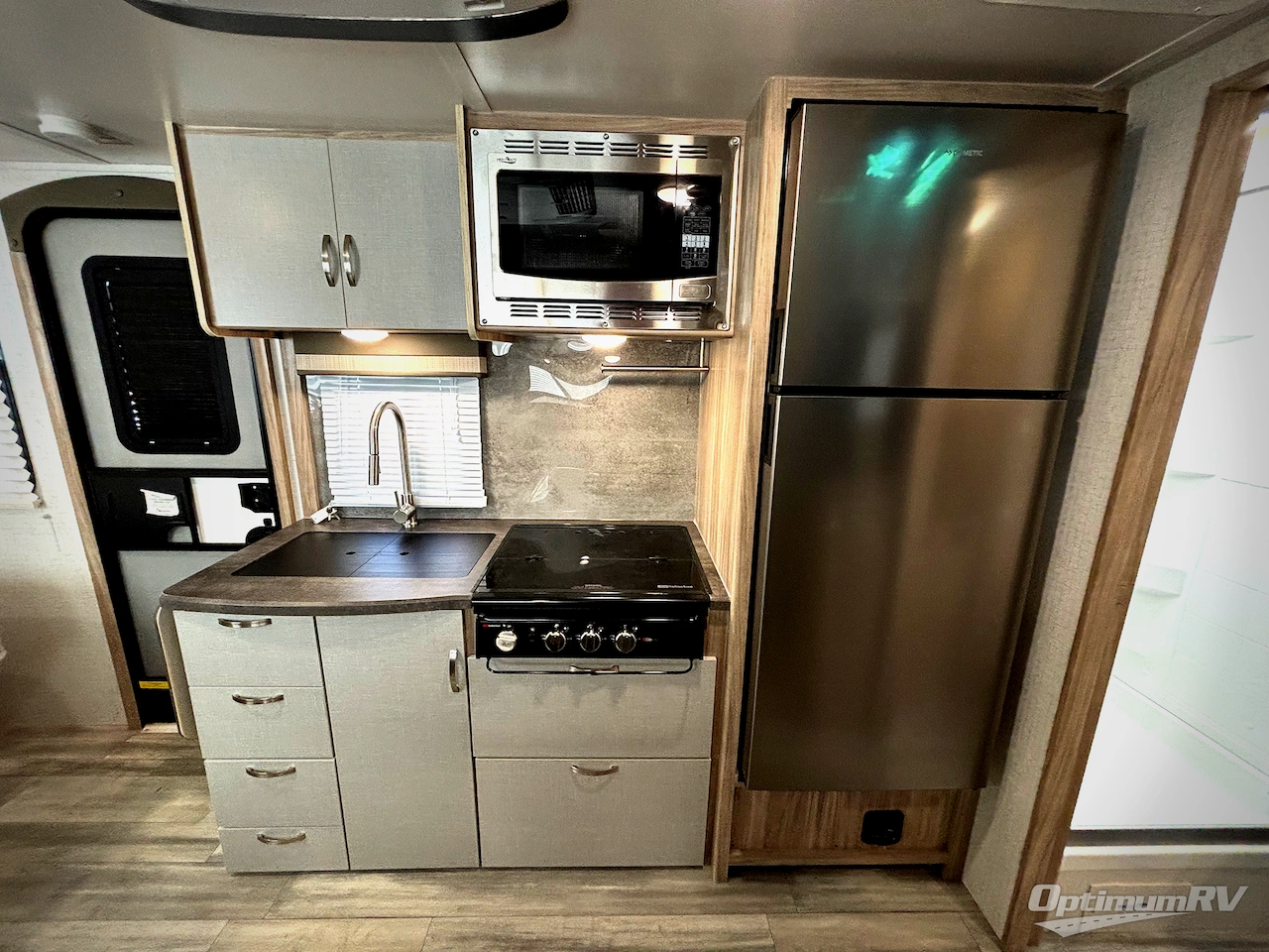 2022 Winnebago Towables Micro Minnie FLX 2108FBS Photo 5