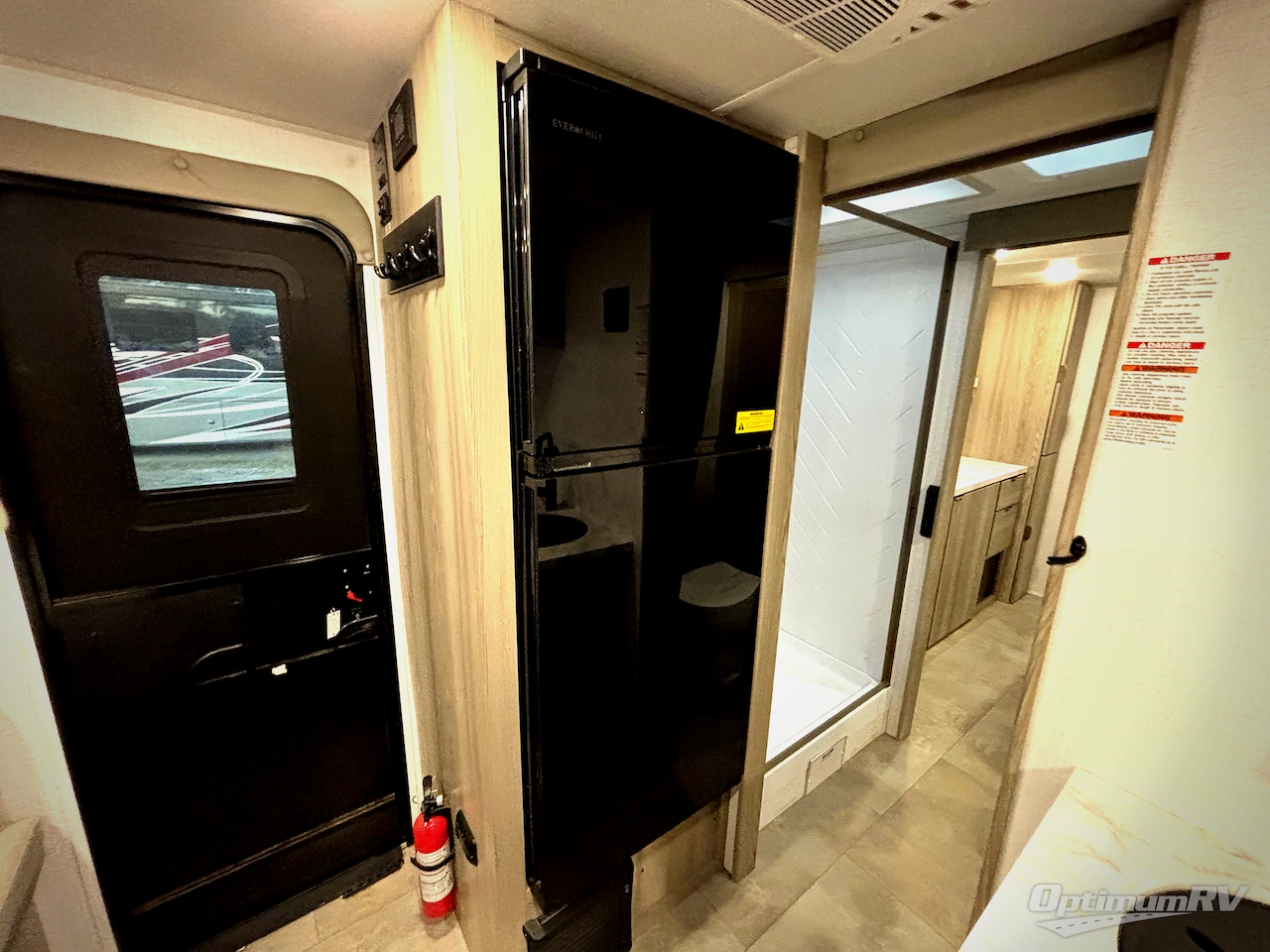 2024 Forest River Wildwood FSX 169RSK Photo 7