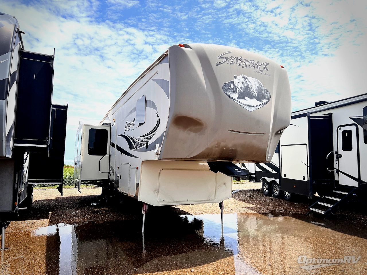 2015 Forest River Cedar Creek Silverback 31RK Photo 1