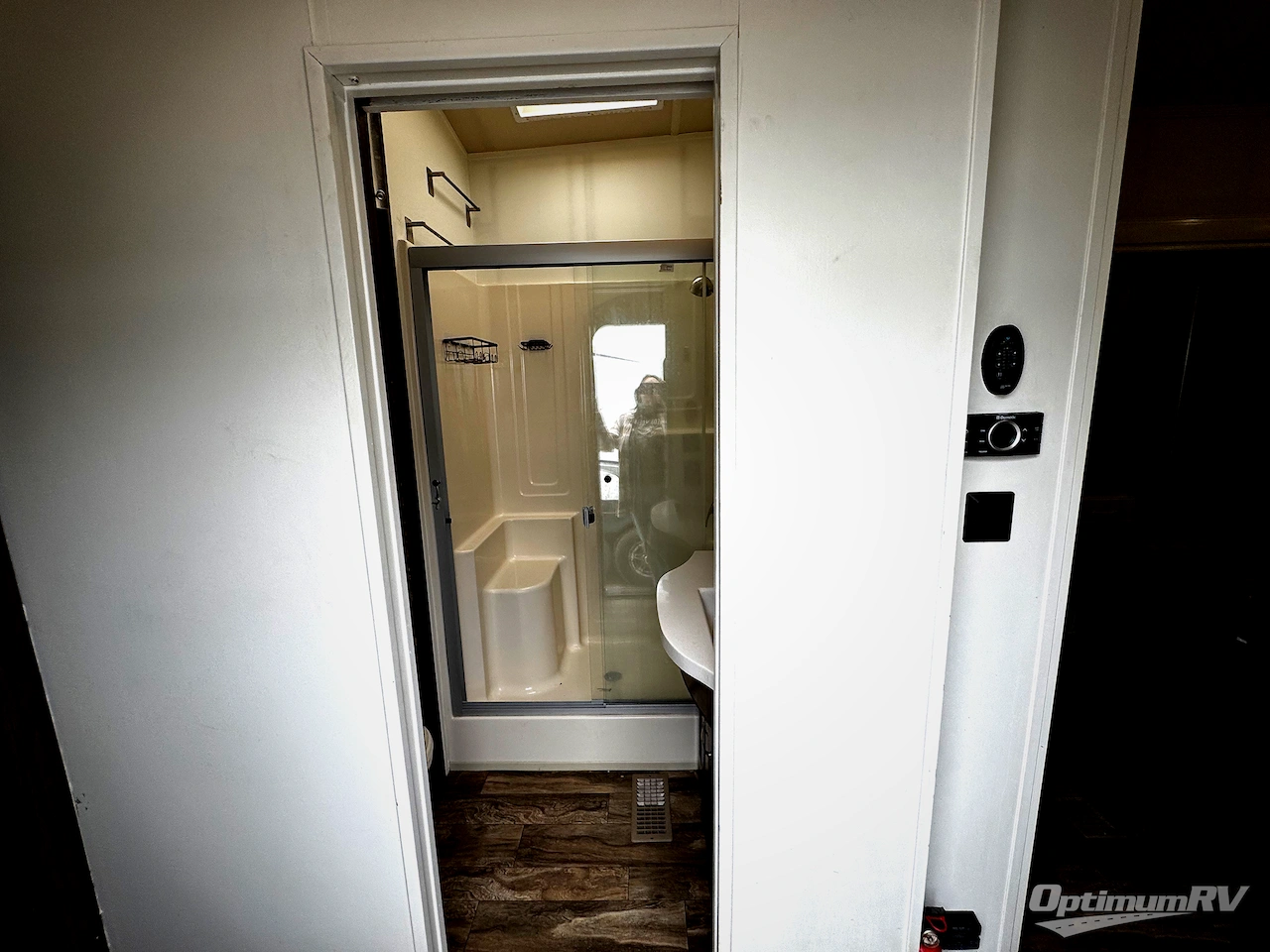 2019 Forest River Cedar Creek Silverback 37FLK Photo 2