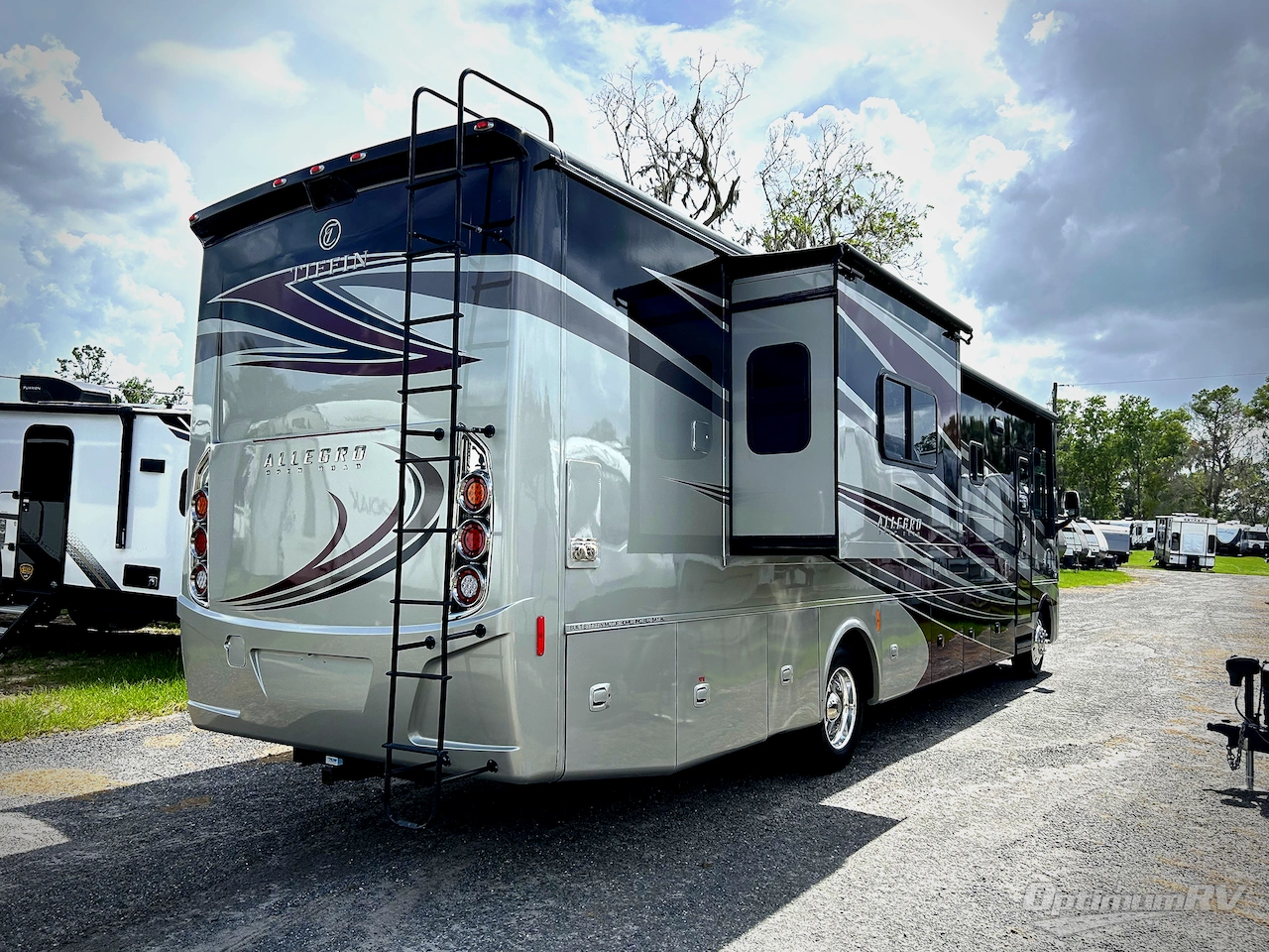 2017 Tiffin Allegro 36 UA Photo 2